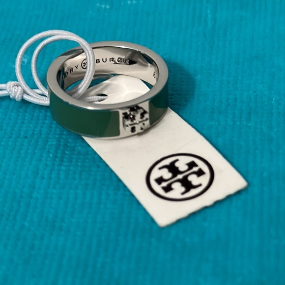 Tory Burch Slim Enamel Inlay Ring - Picture 7 of 7